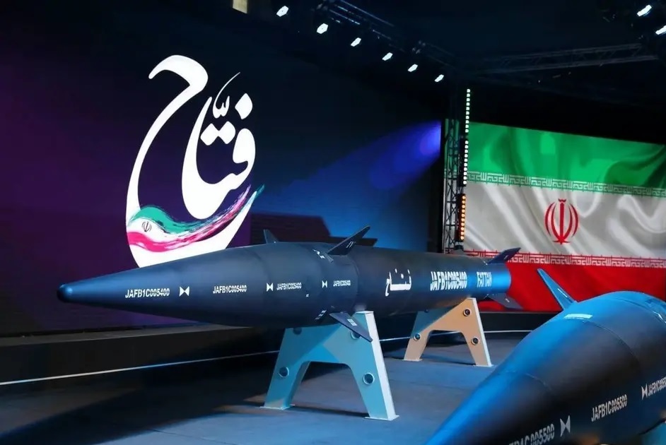 همه چیز درباره موشک هایپرسونیک «فتاح» + مشخصات و ویژگی‌ها