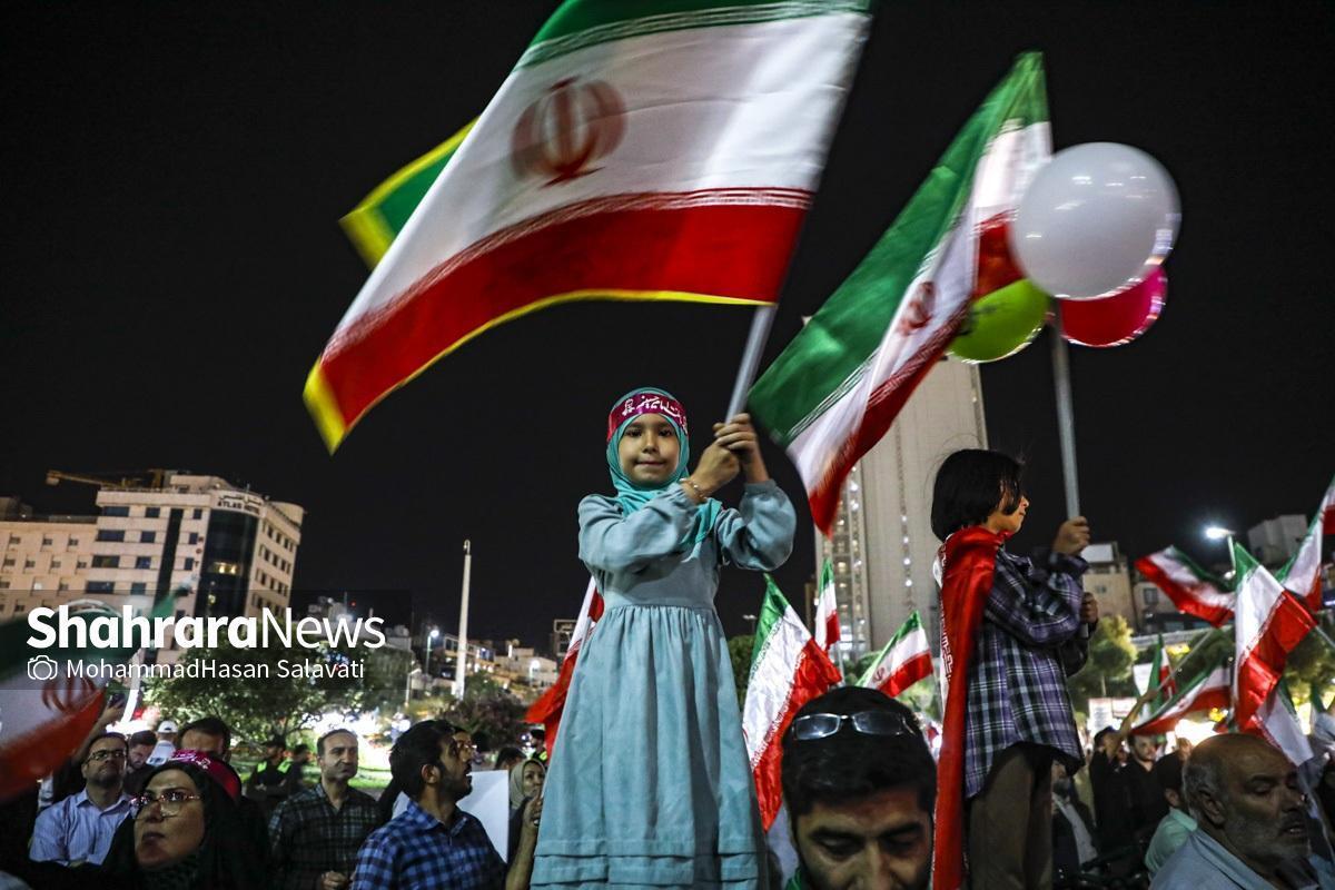 یک ایران پشتِ ایران | خلق صحنه‌هایی متفاوت از مهربانی و نوع‌دوستی مردم