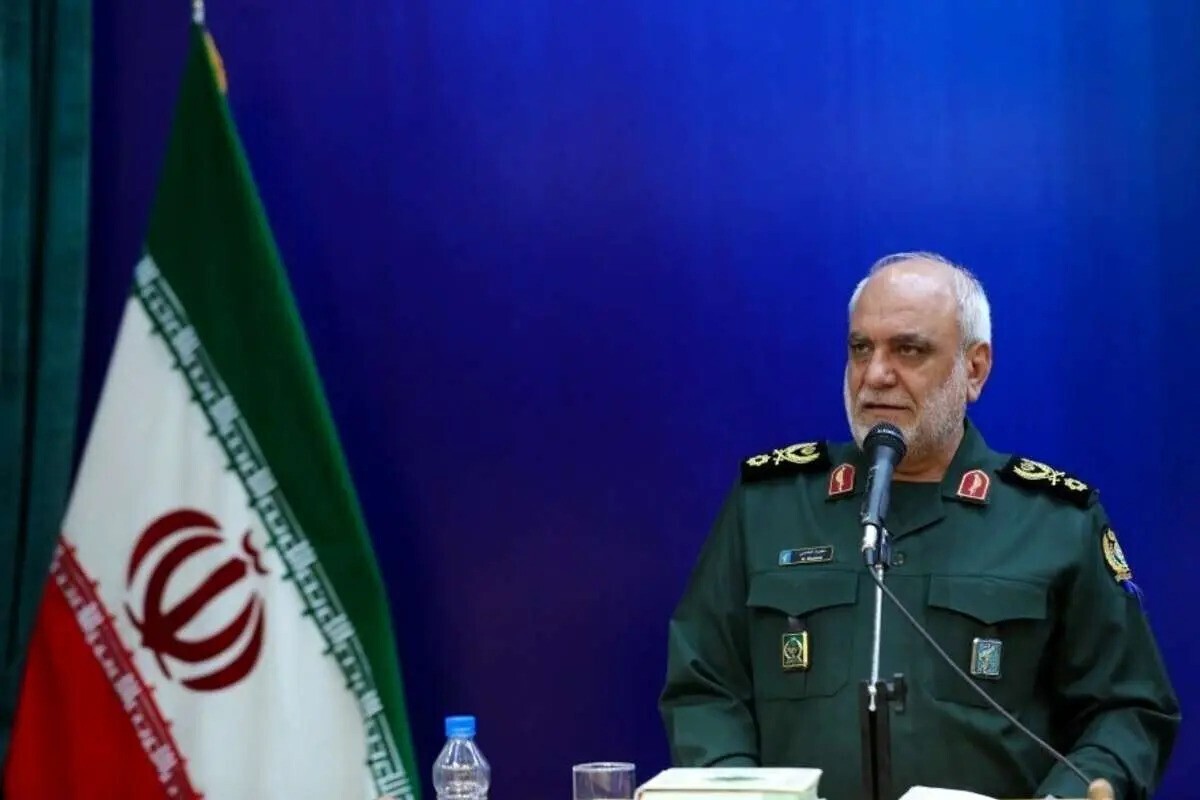 فرمانده سپاه پاسداران انقلاب اسلامی حکمی  رئیس سازمان اطلاعات سپاه را منصوب کرد.