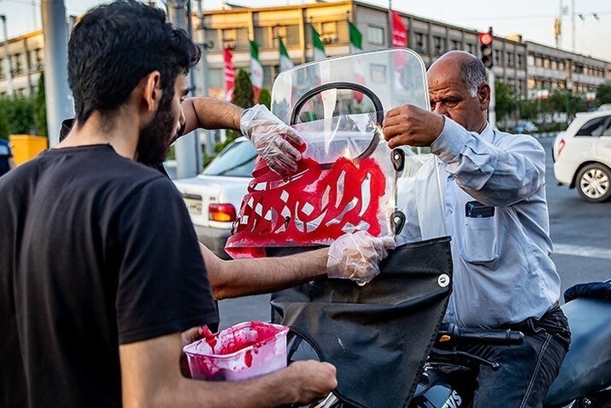 شبکه تلویزیونی سی‌ان‌ان در گزارشی مطرح کرد که زندگی عادی به تهران در حال بازگشت است و پمپ بنزین‌ها سوخت دارند و در فروشگاه‌های مواد غذایی کمبودی وجود ندارد و مملو از کالا‌های اساسی هستند.