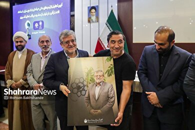 گزارش تصویری | مراسم تجلیل شهرداری از افتخارآفرینان فوتبال پایه مشهد در کشور