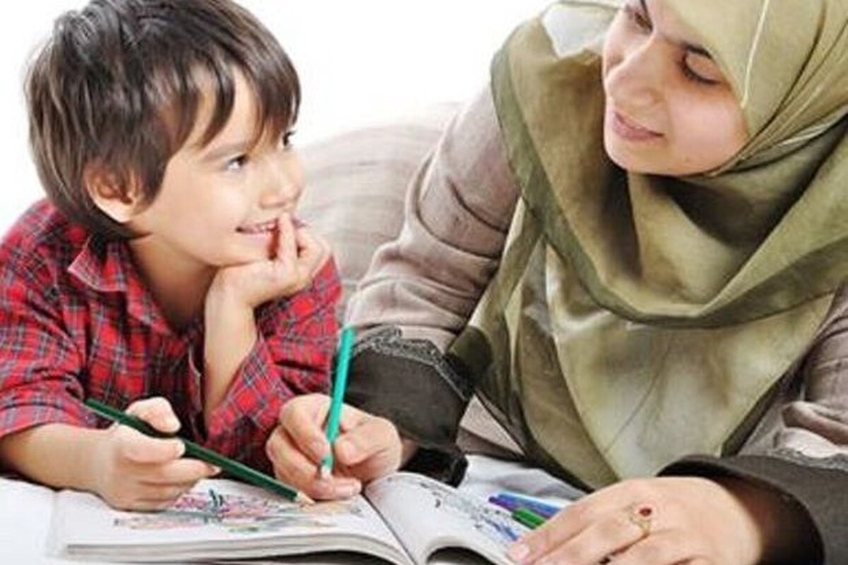 به گفته یک روانشناس و مشاور کودکان و نوجوانان، فرزندانی که تحت حمایت افراطی قرار می‌گیرند بیشتر در معرض اضطراب، ترس، ترس از شکست و حتی افسردگی قرار می‌گیرند.