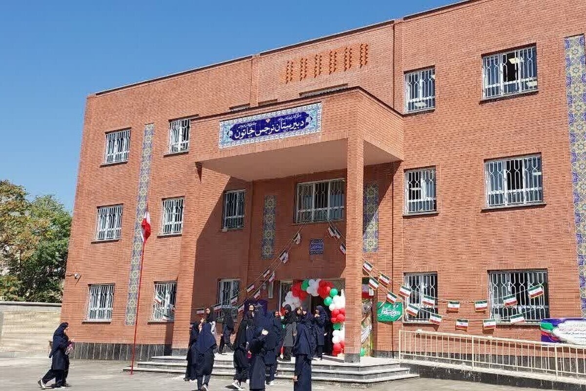 در دبیرستان‌های دخترانه هر هفته قرص آهن توزیع خواهد شد