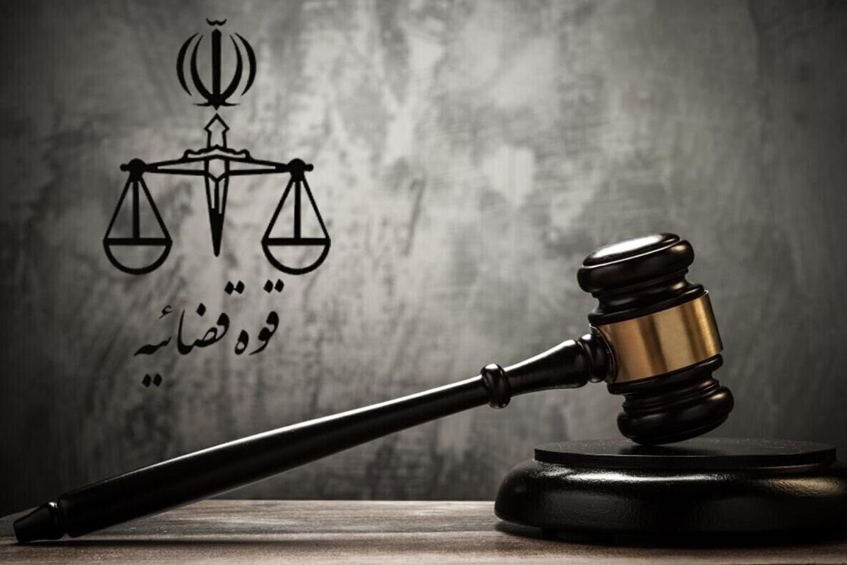 سخنگوی قوه قضائیه گفت: با حضور بموقع مردم و کمک به عوامل اطلاعاتی، انتظامی و قضایی، ۳ نفر در استان کرمانشاه به‌اتهام جاسوسی دستگیر و تحویل مراجع قضایی شدند که یکی از آن‌ها از اتباع کشور‌های اروپایی است.