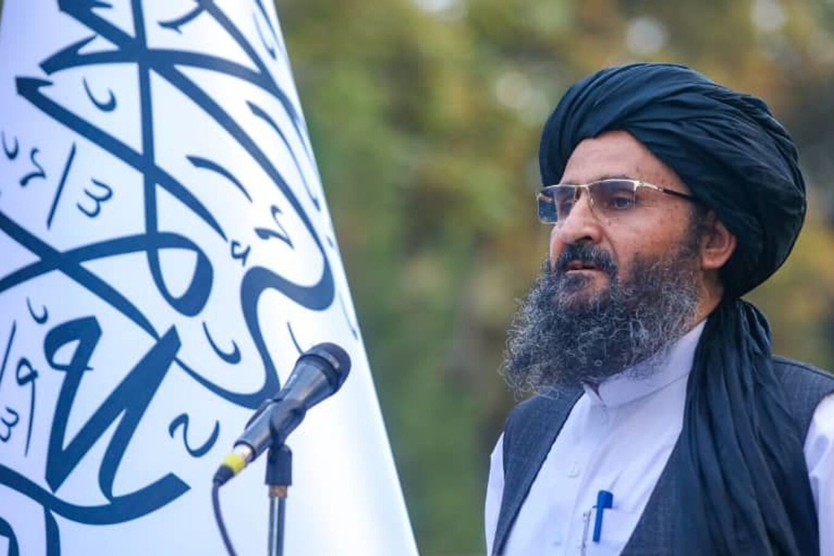 معاون اقتصادی نخست وزیر طالبان به باکو رفت