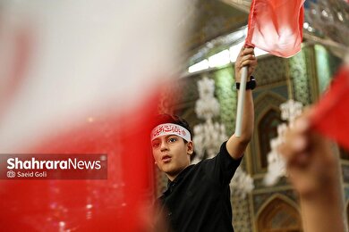گزارش تصویری | اجتماع نوجوانان عاشورایی در سیزدهمین سوگواره «احلی من العسل» در حرم امام‌رضا(ع)