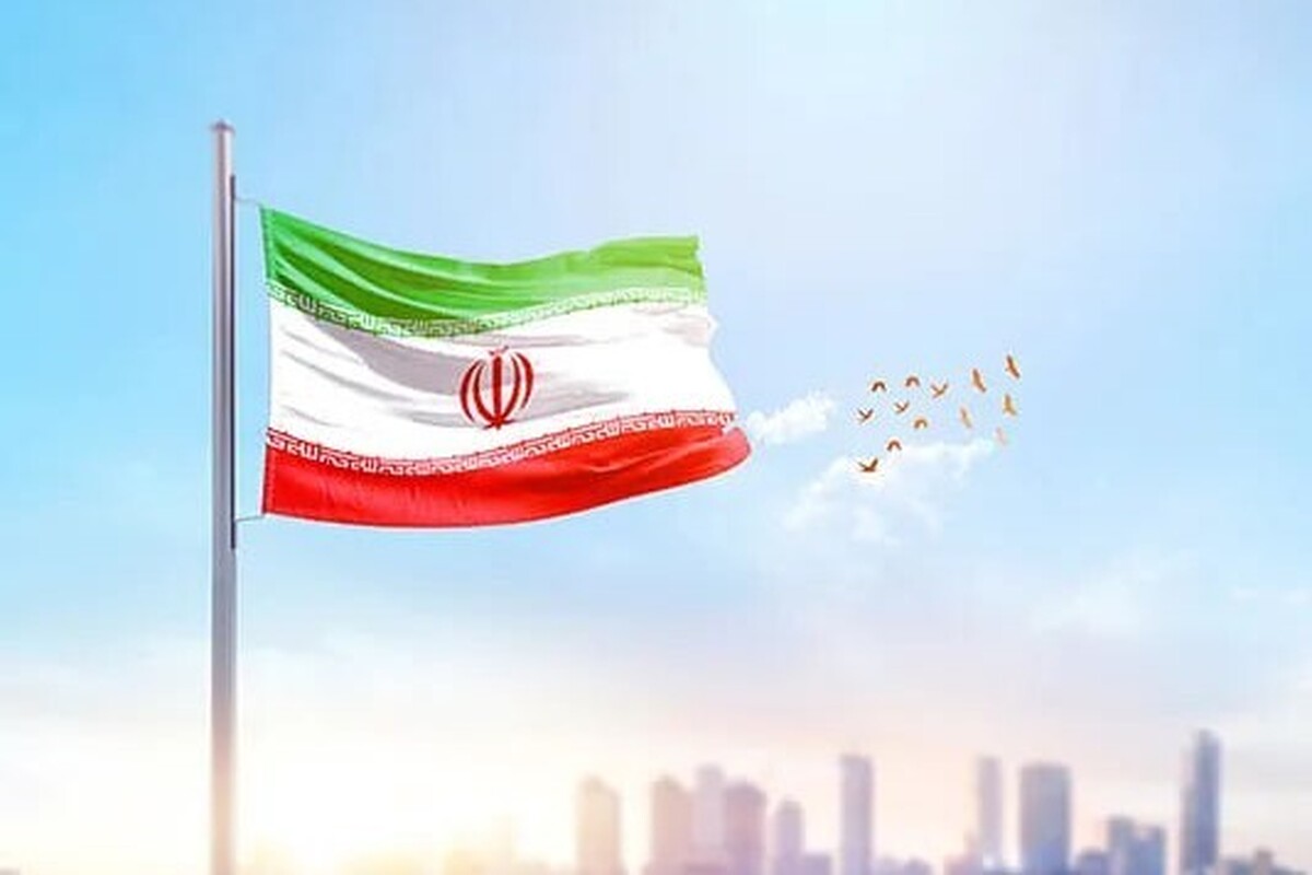 اثر متفاوت محمود آزادنیا نقاش مشهدی برای ایران + عکس