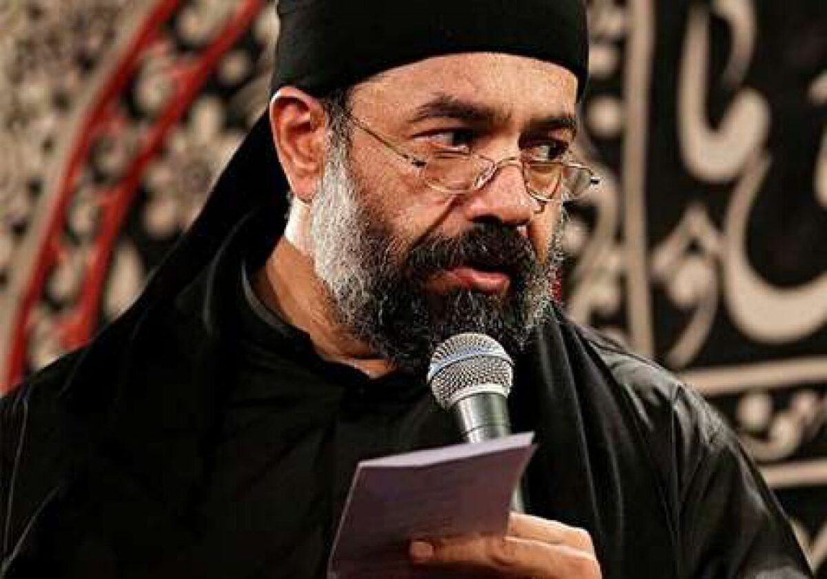 رهبر معظم انقلاب امشب با حضور در حسینیه امام خمینی(ره) از محمود کریمی خواستند ای ایران را بخواند.