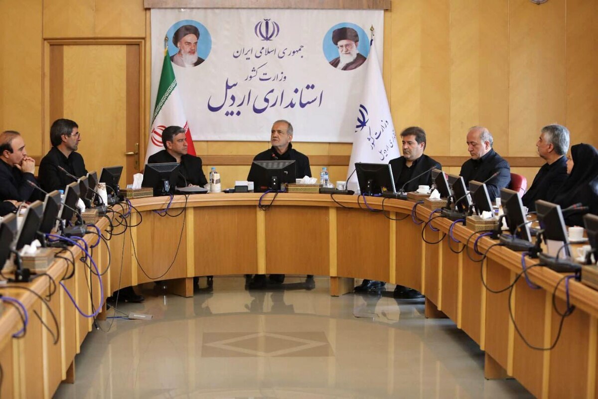 حضور سرزده پزشکیان در استانداری اردبیل (۱۶ تیر ۱۴۰۴)