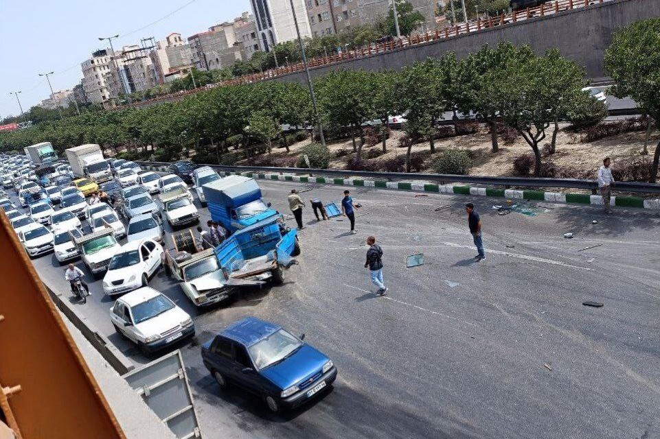 تصادف بسیار شدید در بزرگراه شهید چراغچی مشهد (۱۷ تیر ۱۴۰۴) + عکس