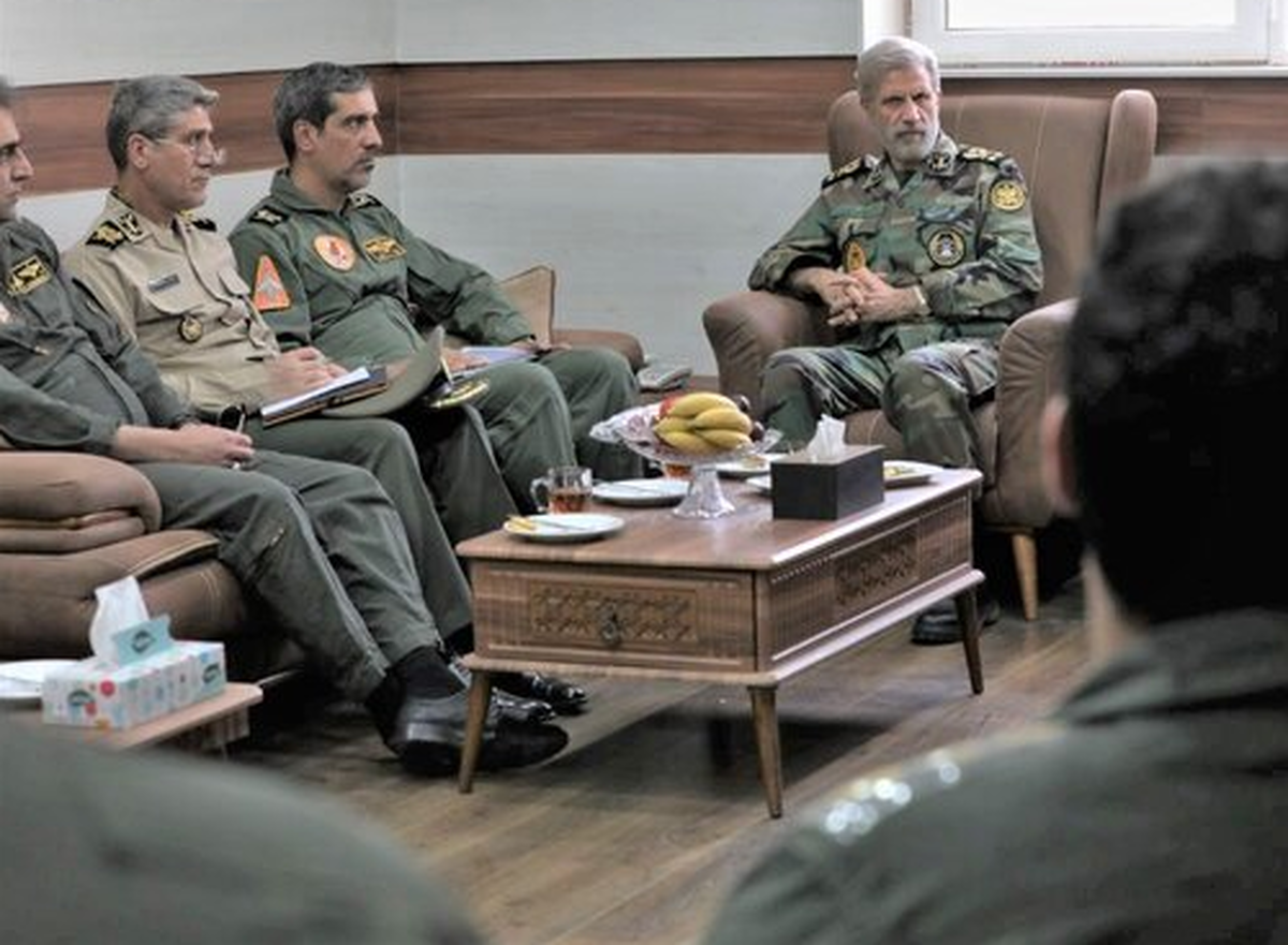 سرلشکر حاتمی از پایگاه هوایی شهید لشگری بازدید کرد