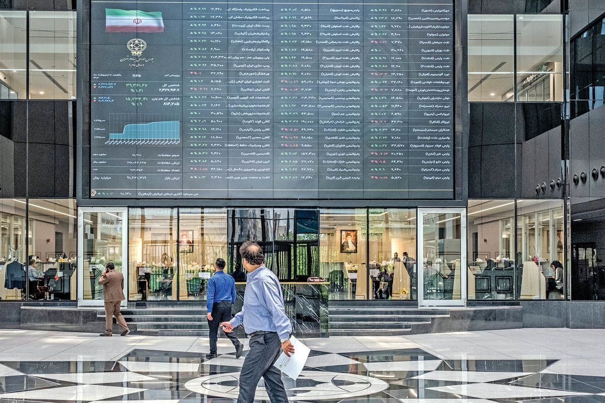مدیرعامل بورس تهران گفت: در پی حمله رژیم صهیونیستی به کشورمان سازمان بورس از همان روز نخست، که مصادف با روز جمعه و تعطیلی بود، جلسات مستمری برگزار کرد.