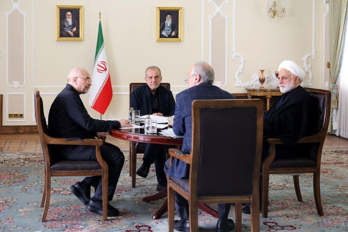 برگزاری نشست مشترک سران قوا به میزبانی دولت (۲۱ تیر ۱۴۰۴)