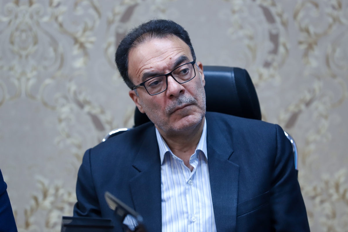انتقاد شدید نماینده مجلس از اجرا نشدن قوانین توسعه انرژی خورشیدی | مدیران باید پاسخگو باشند