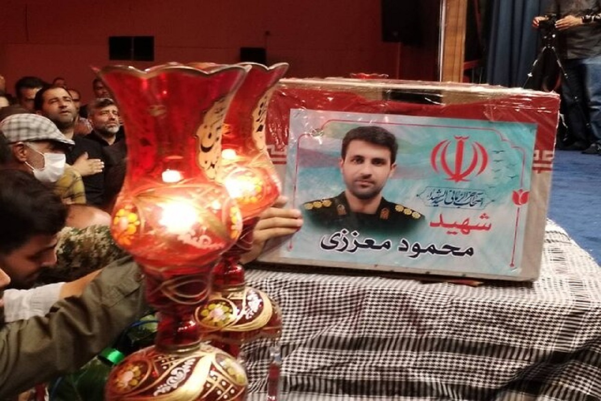 شهیدی که حتی زنجیر طلای همسرش را وقف مجاهدت کرد