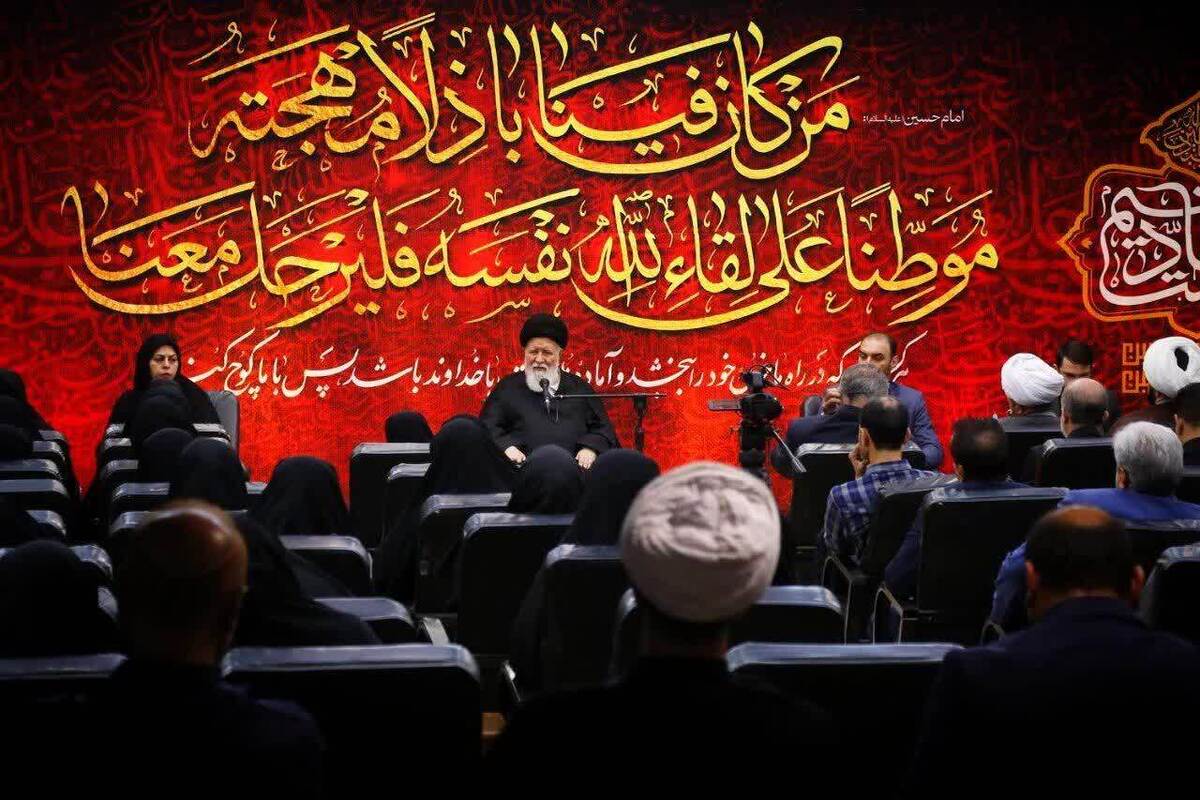 آیت‌الله علم‌الهدی: امروز باید هوشمندانه و با حفظ انسجام ملی در برابر دشمن عمل کرد| حجاب، خط مقدم غیرت دینی است