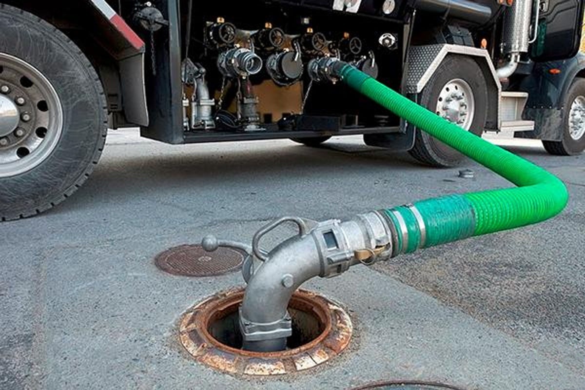 تکذیب ادعای اختلاط بنزین با آب در قزوین طی سفر رئیس جمهور
