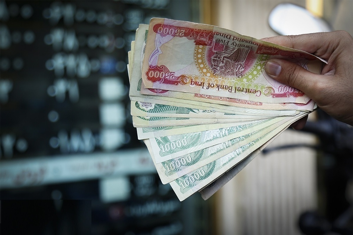 افت قیمت دینار عراق در بازار آزاد و افزایش نرخ رسمی (۲۹ تیر ۱۴۰۴) + جدول