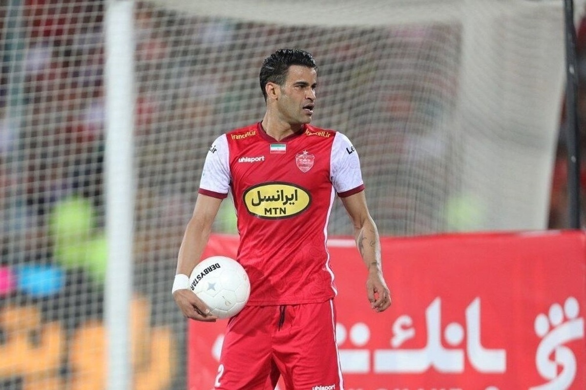 مهاجم مازاد پرسپولیس هیچ خواهانی ندارد!
