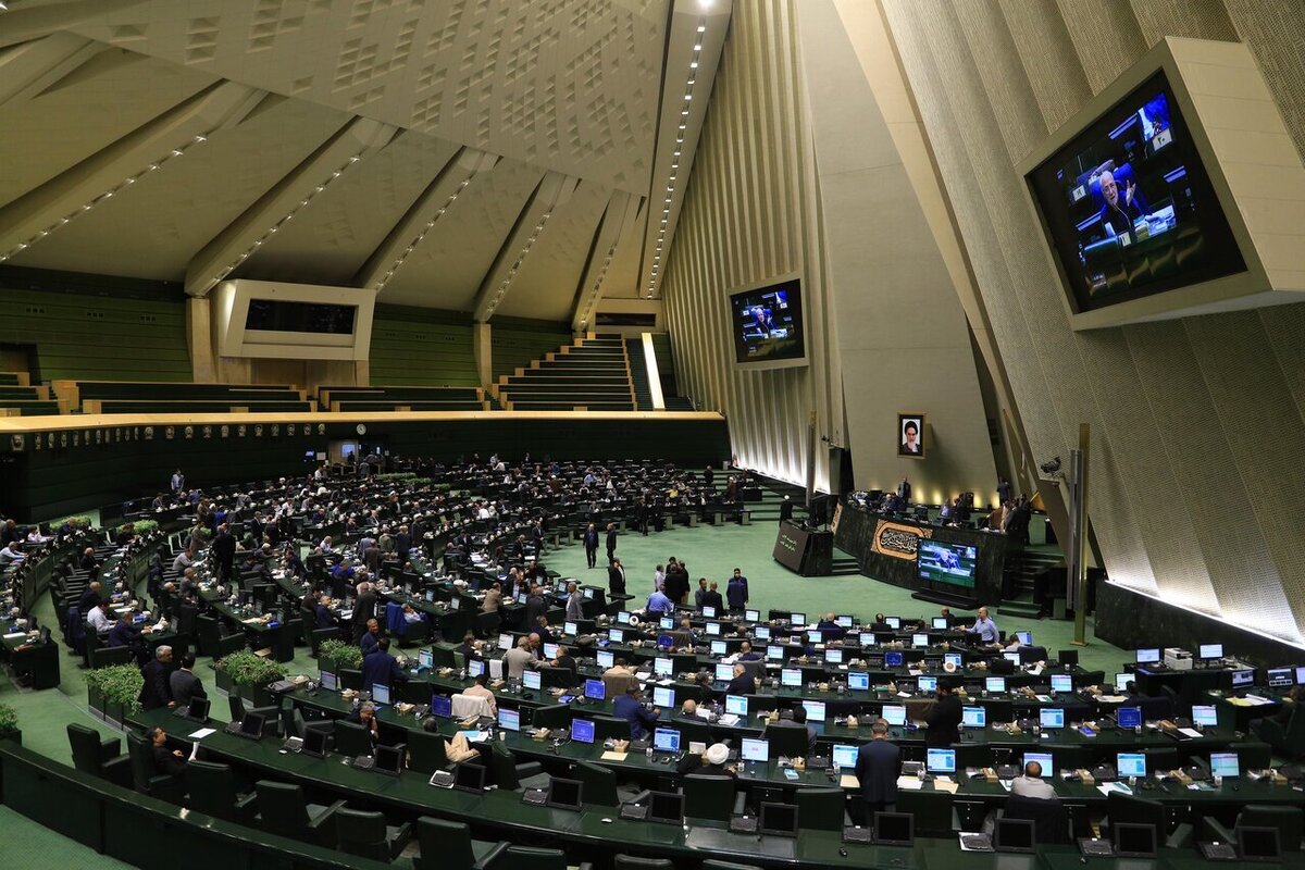 نمایندگان مجلس در پاسخ به گزارش وزیر ارتباطات: پیشرفت شبکه ملی اطلاعات رضایت‌بخش نیست