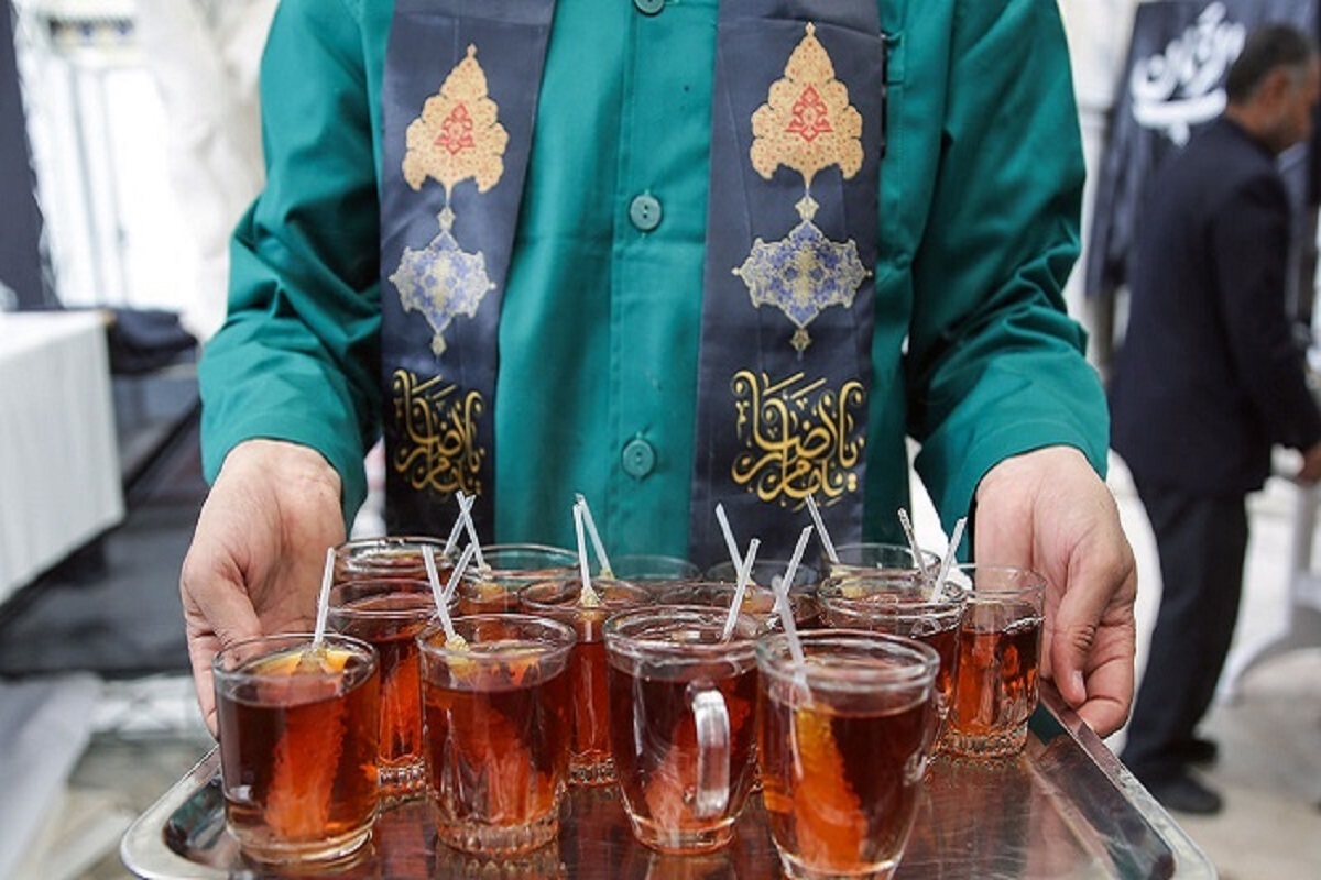 احداث چایخانه‌های محبان‌الرضا(ع) با پویش «یک پرچم، یک ملت»