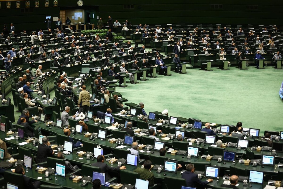 سخنگوی هیئت‌رئیسه مجلس: همکاری با آژانس تا تضمین حقوق هسته‌ای ایران تعلیق می‌شود