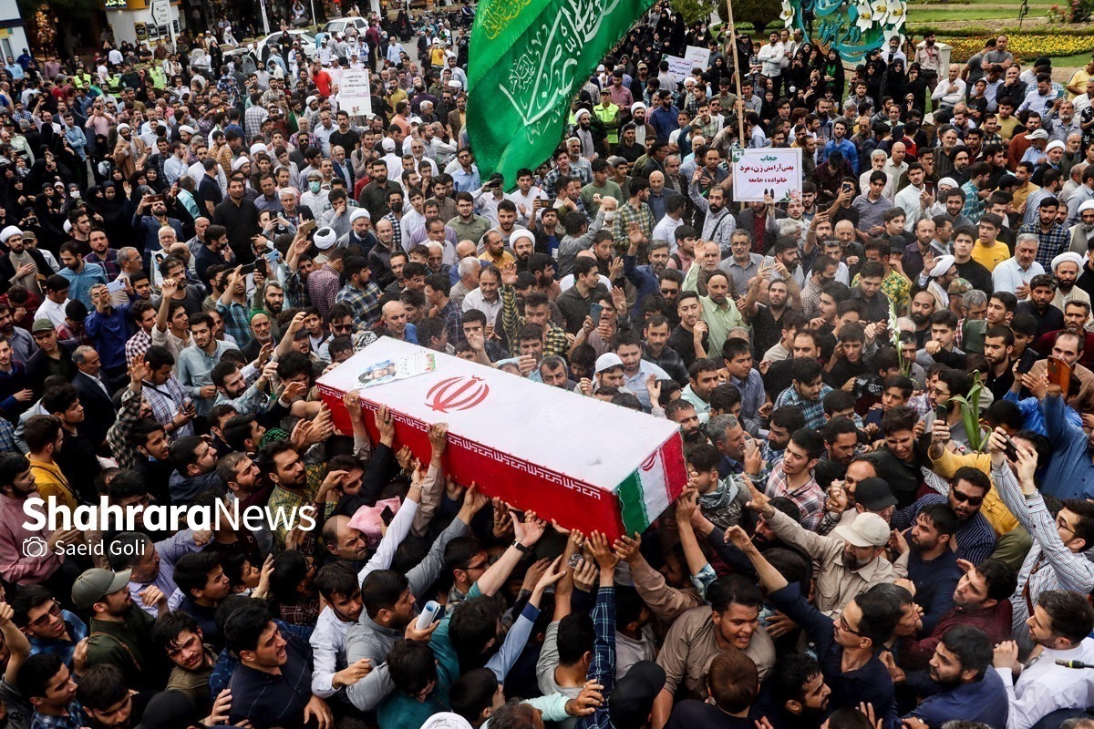 پیکر شهید سردار حاج محمدتقی یوسفوند فرمانده حفاظت اطلاعات بسیج در سلسله لرستان تشییع شد.