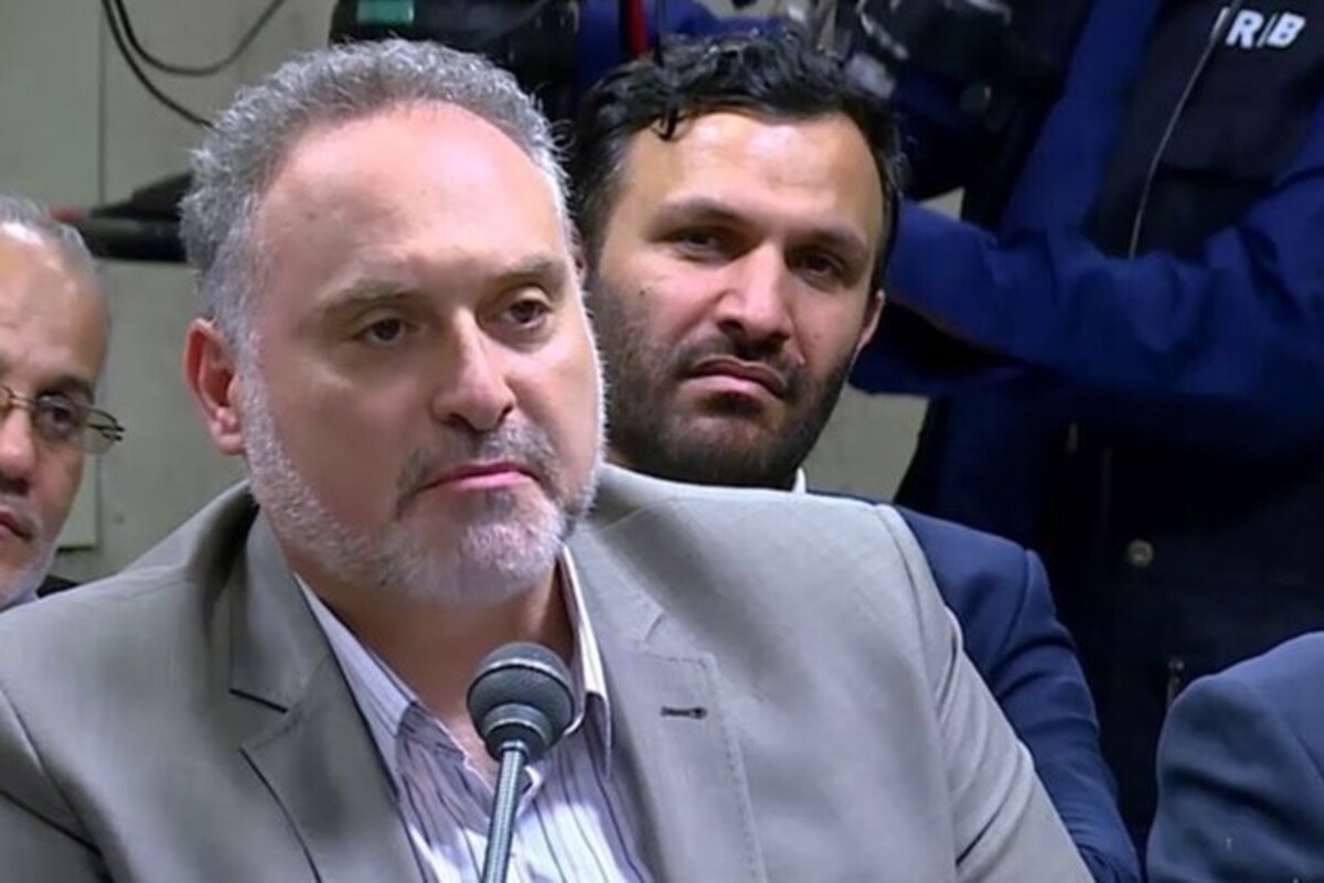 افشین علا در واکنش به تجاوز رژیم صهیونیستی به کشورمان و شهادت جمعی از مردم، فرماندهان نظامی و نخبگان دانشگاهی، شعر تازه‌ای سروده است.