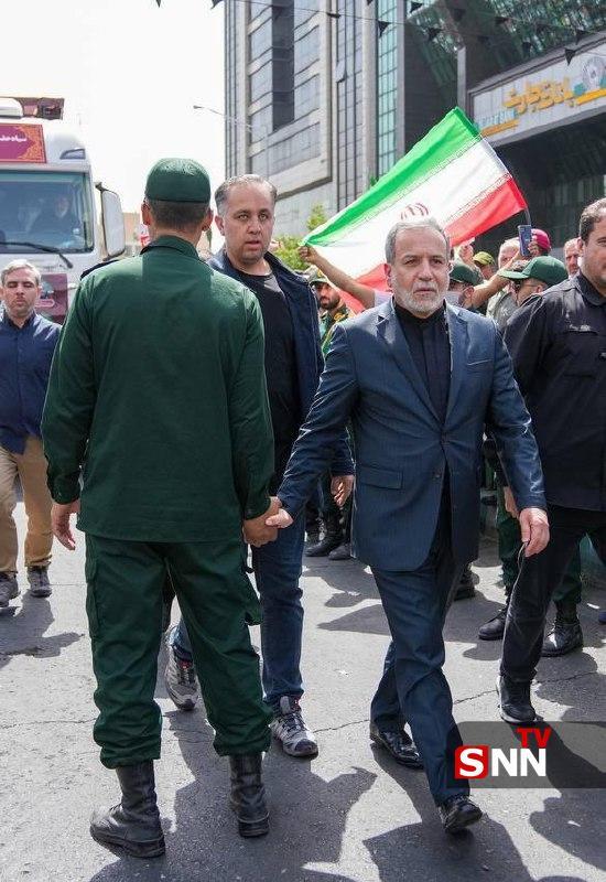 یک ایران به پا خاست | تشییع پیکر مطهر شهدای اقتدار ملی با حضور پرشور مردم تهران (۷ تیر ۱۴۰۴) + فیلم یک ایران به پا خاست | تشییع پیکر مطهر شهدای اقتدار ملی با حضور پرشور مردم تهران (۷ تیر ۱۴۰۴) + فیلم