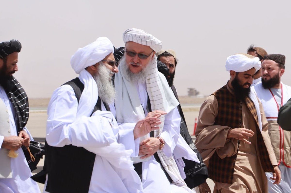 مقامات عالی طالبان برای بررسی وضعیت مهاجران وارد هرات شدند