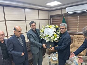دیدار سخنگوی وزارت خارجه با تنها بازمانده از خانواده شهید‌ در آستانه اشرفیه