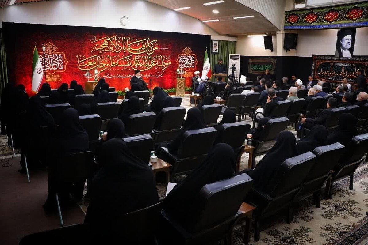 آیت الله علم الهدی: نسل زد (Z) با وجود تمام مشکلات، در میدان جهاد انقلابی فعال‌اند | رهبر معظم انقلاب مدیریت اقتدار ملی را در بزنگاه‌های امنیتی به نمایش گذاشتند