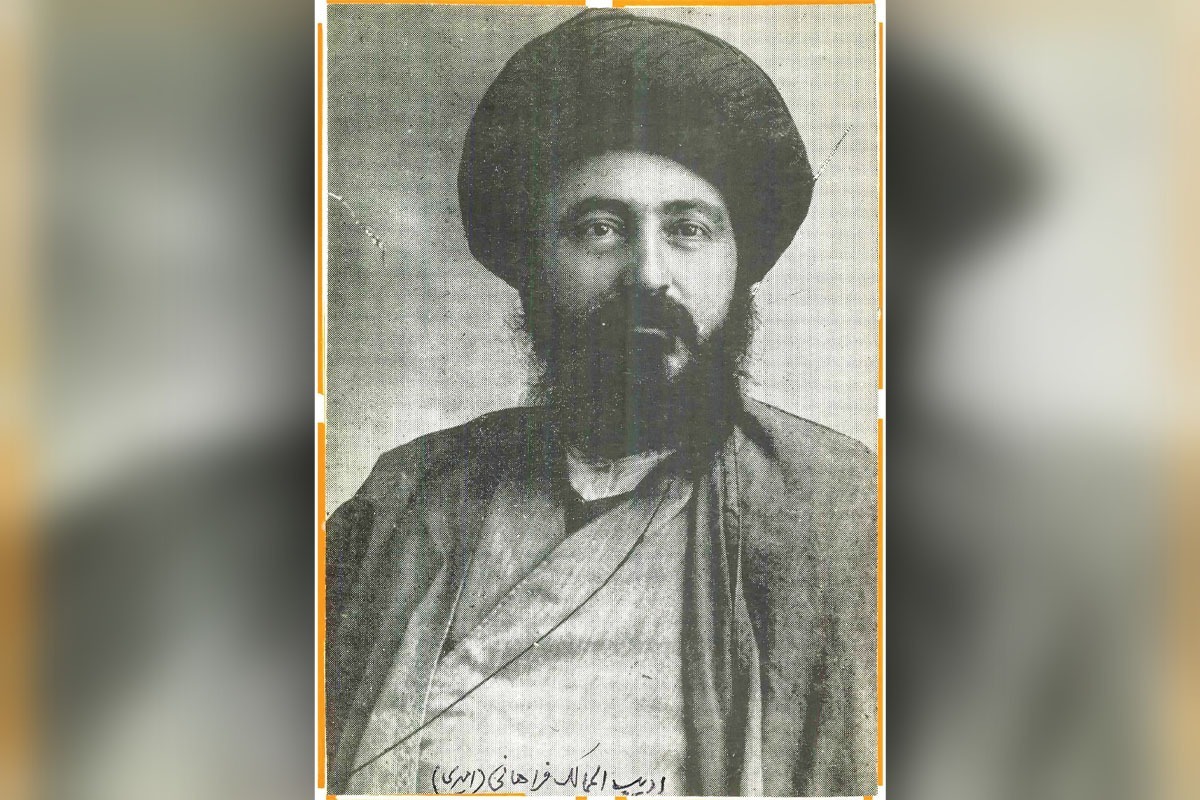 امیر شعر و ادیب مملکت | درباره میرزا صادق‌خان ادیب الممالک فراهانی که هم سیاست‌مدار بود، هم روزنامه‌نگار و شاعر