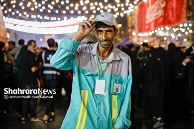 گزارش تصویری | خادمان فیروزه‌ای اربعین حسینی در نجف اشرف