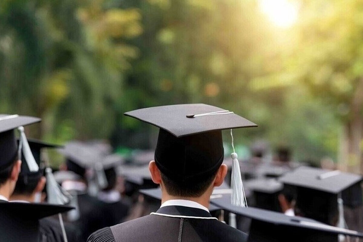 معاون وزیر کار: بیش از ۴۰ درصد دانش آموختگان نمی‌توانند شغل مناسب پیدا کنند
