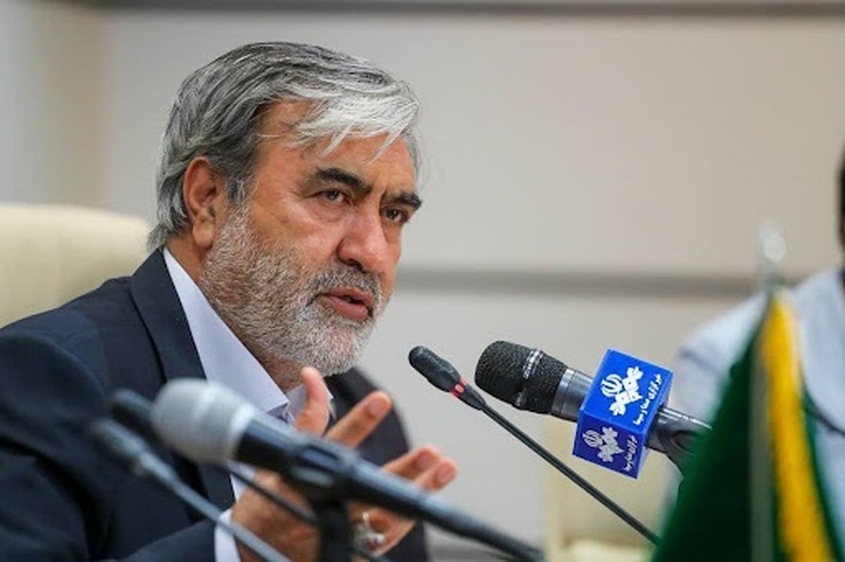 رئیس کمیسیون امنیت ملی و سیاست خارجی گفت:  برخی می‌خواهند جنگ ۱۲ روزه ما را صرفاً به نبرد با رژیم صهیونیستی تقلیل دهند؛ در حالی که این رژیم به‌تنهایی قادر به آغاز چنین جنگی نبود.