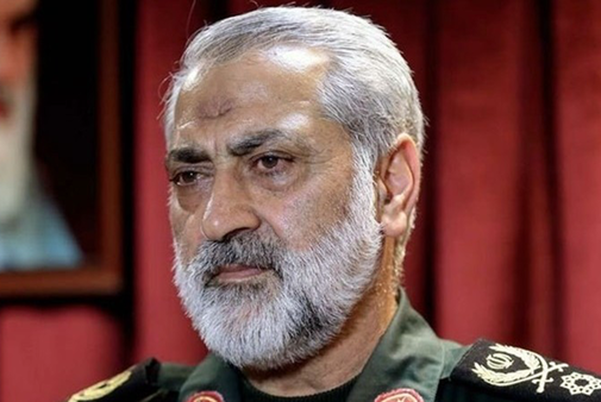 سخنگوی ستاد کل نیرو‌های مسلح گفت: در روز نهم جنگ دست‌های اسرائیل به نشانه تسلیم بالا رفت و دیگر توان جنگیدن نداشت؛ تمام مراکز امنیتی، نظامی و تجهیزات پیشرفته دشمن در هم کوبیده شد.