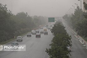 ویدئو | آسمان غبارآلود مشهد در دومین روز پیاپی (۲۲ مرداد ۱۴۰۴)