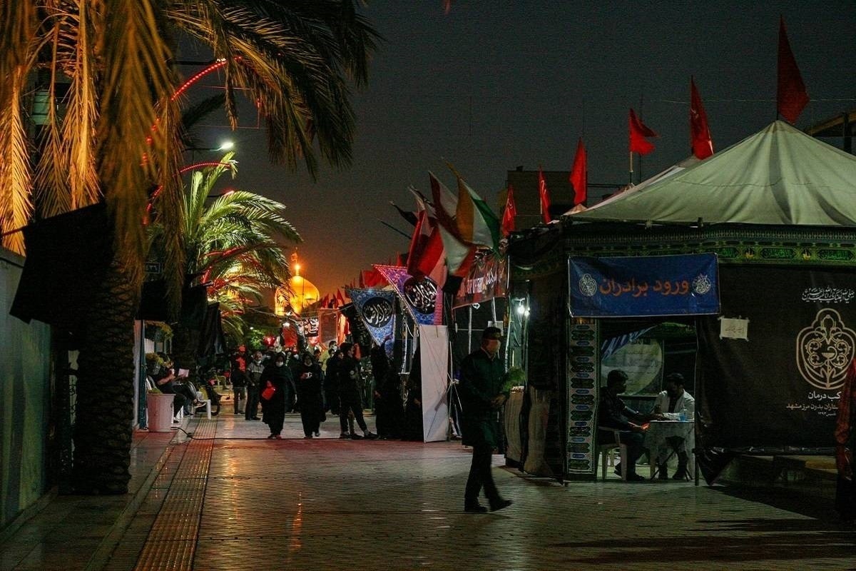 استقرار ۶ موکب برای اسکان زائران دهه پایانی صفر در مجاورت حرم مطهر امام رضا(ع)