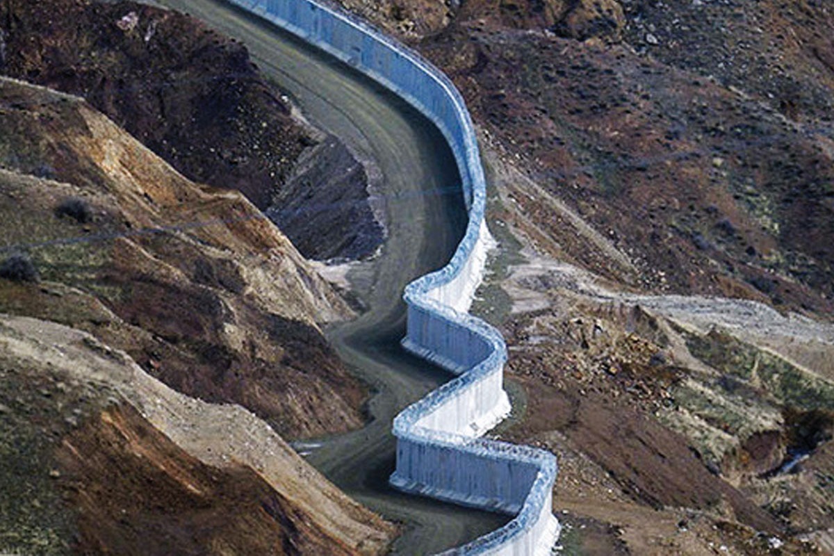 نصب ۱۳۰ کیلومتر دیوار مرزی خراسان رضوی با کشور افغانستان