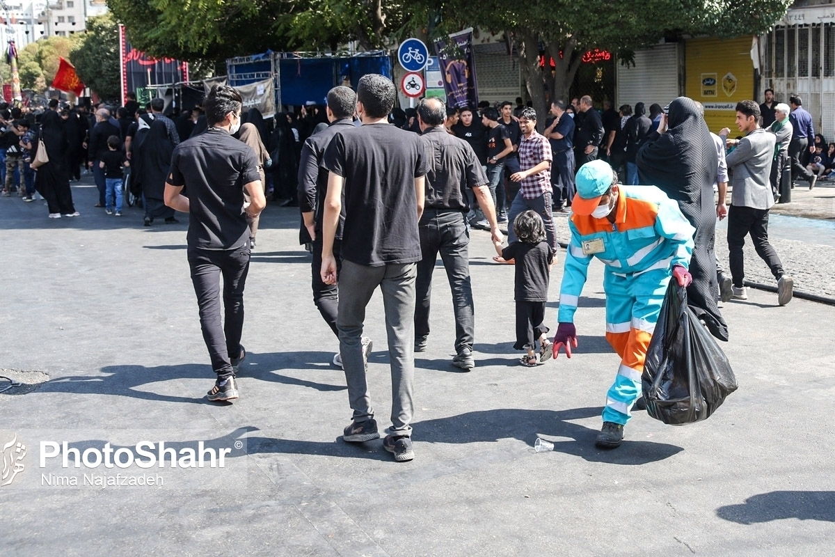 شهردار منطقه ۳ مشهد مطرح کرد: خدمت‌رسانی شبانه‌روزی به زائران با ۴۰ پاکبان و تجهیزات کامل در دهه آخر ماه صفر