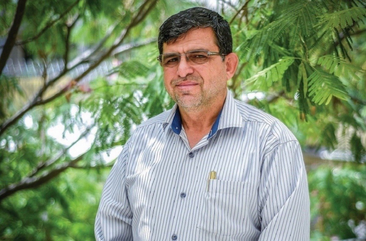 از فلکه آب تا «الرمادیه ۲» | ناگفته‌های مترجم مشهدی صلیب سرخ در اردوگاه اسرای ایرانی