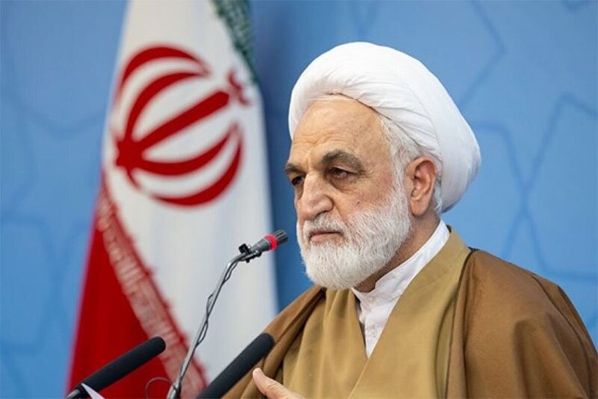 اژه‌ای: اینکه عده‌ای راه حل مشکلات کشور را آمریکا می‌دانند مایه شگفتی است