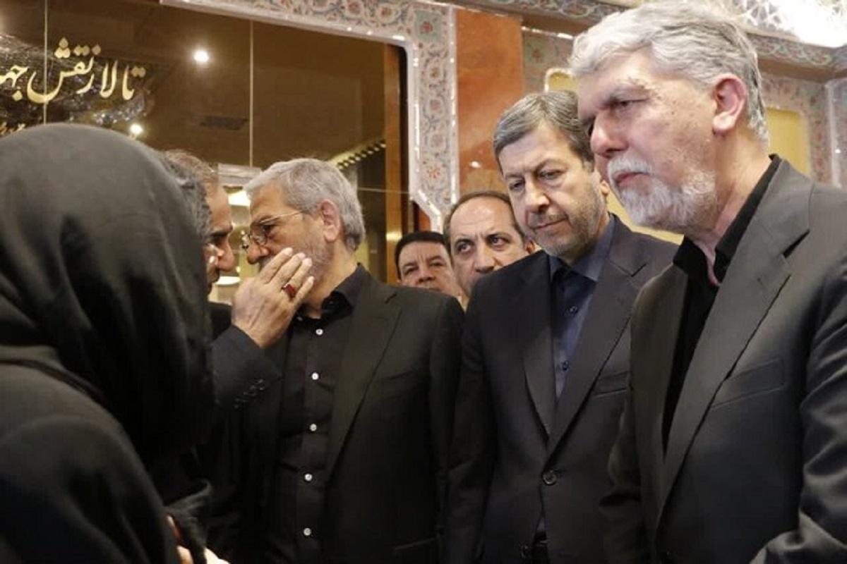 دیدار وزیر فرهنگ و ارشاد اسلامی با خانواده استاد فرشچیان
