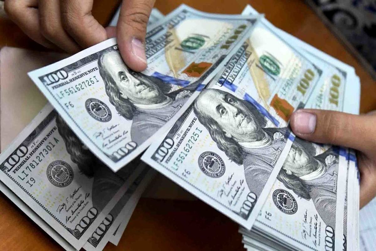 پیش‌بینی قیمت دلار سه‌شنبه ۲۸ مرداد ۱۴۰۴ | دلار در فضای احتیاطی معامله شد