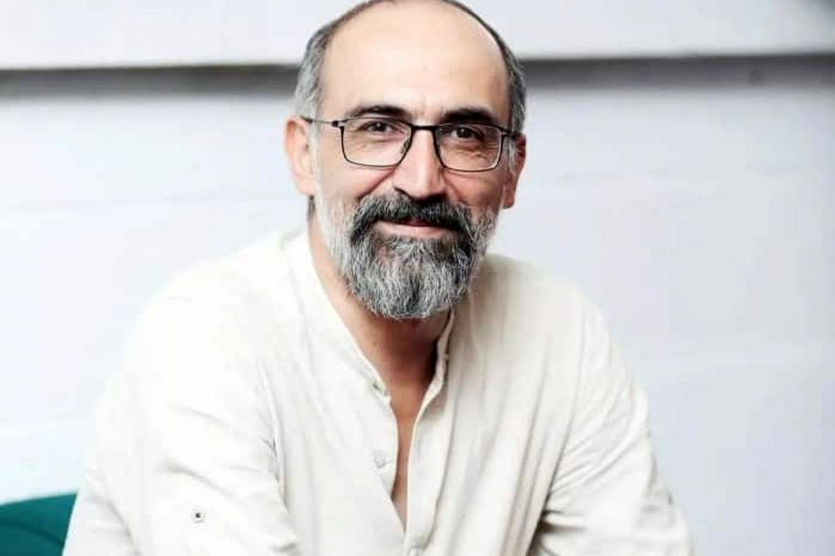 هادی حجازی‌فر، مجری دو پروژه متفاوت می‌شود