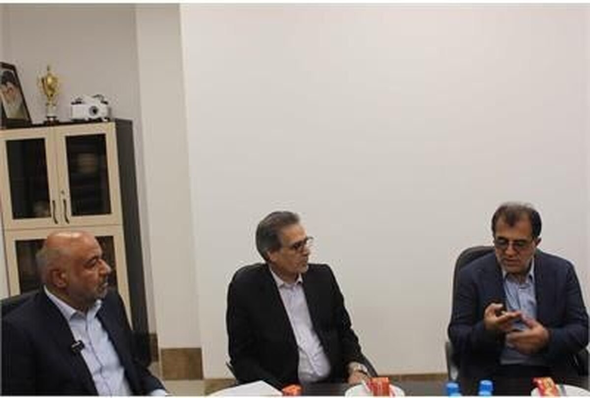 تاکید وزیر کار به استفاده از جراحان خیّر در مناطق محروم کشور