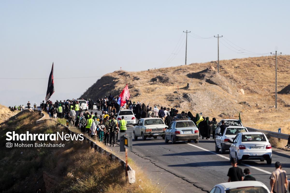 ساماندهی و آزادسازی حریم مسیر ورود زائران پیاده از محور جاده قوچان