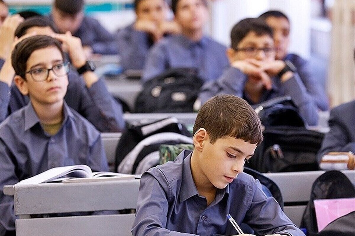 راه‌اندازی میز هدایت تحصیلی با کمک مشاوران متخصص