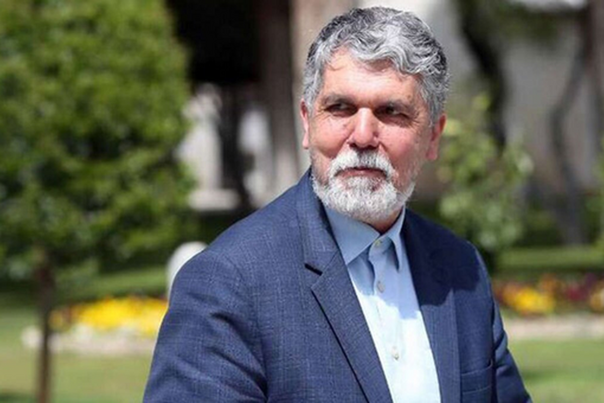 وزیر ارشاد، فردا (۷ مرداد)، برای پاسخ به یک سؤال راهی مجلس می‌شود